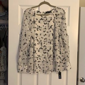 White w black hi low blouse sheer sleeves! Long